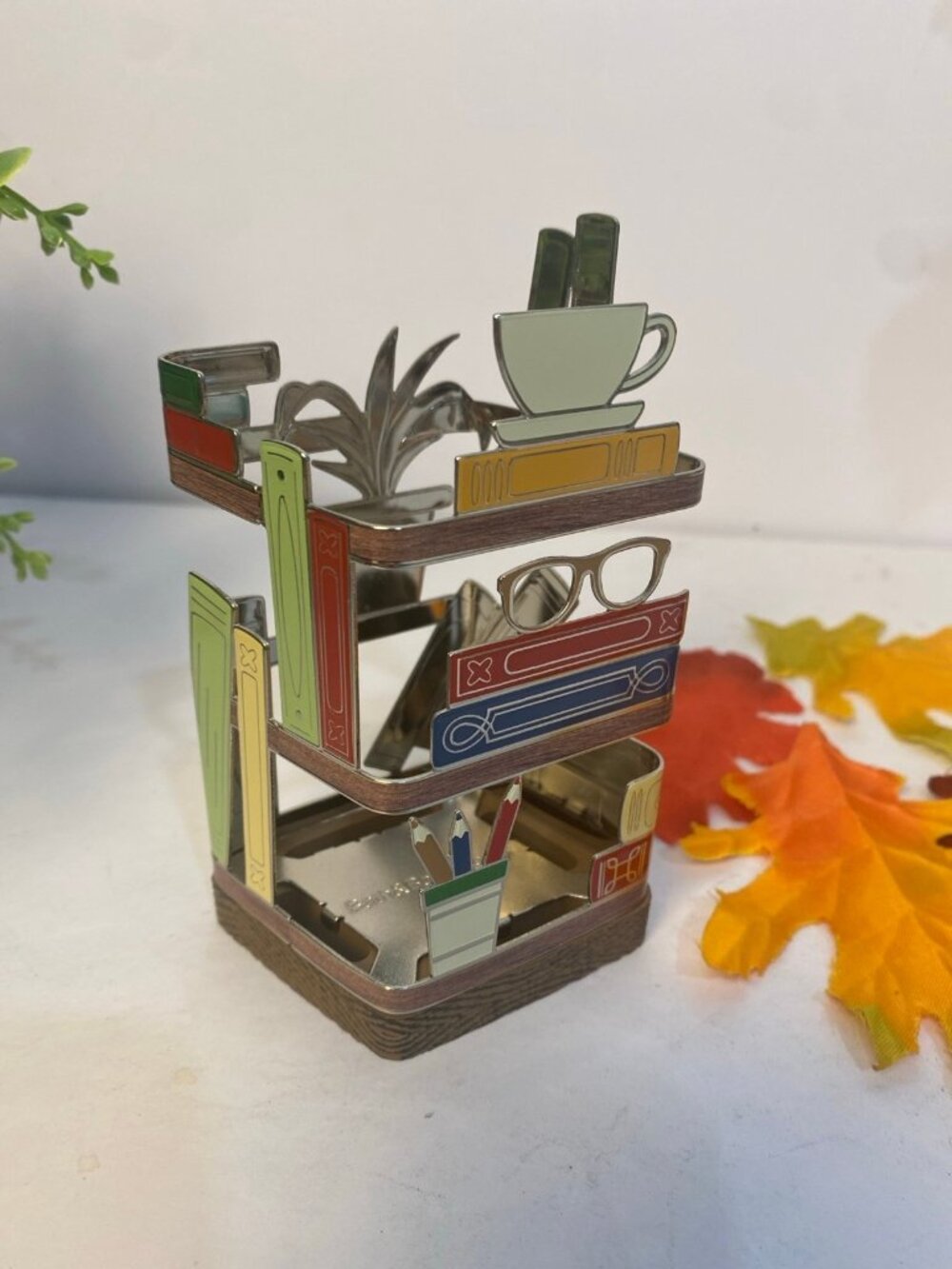 “Reading Corner” Bath & Body Works New Gentle Foaming Hand Soap Holder